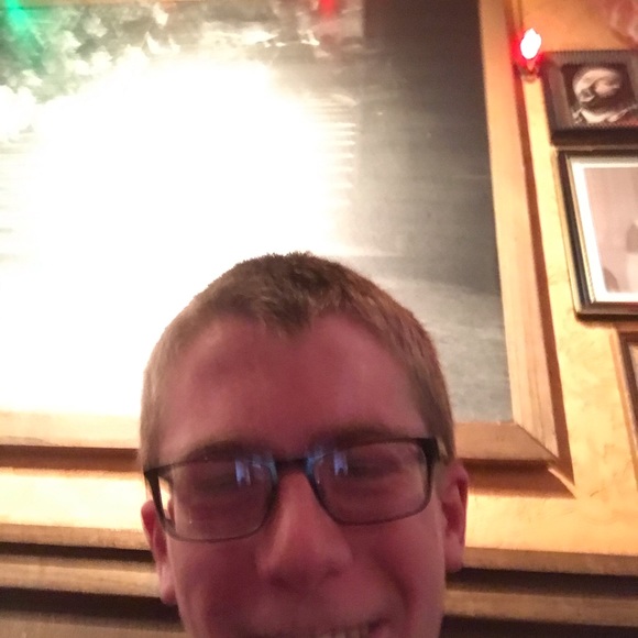 Meet your Posher, Andrew - Picture 1 of 1